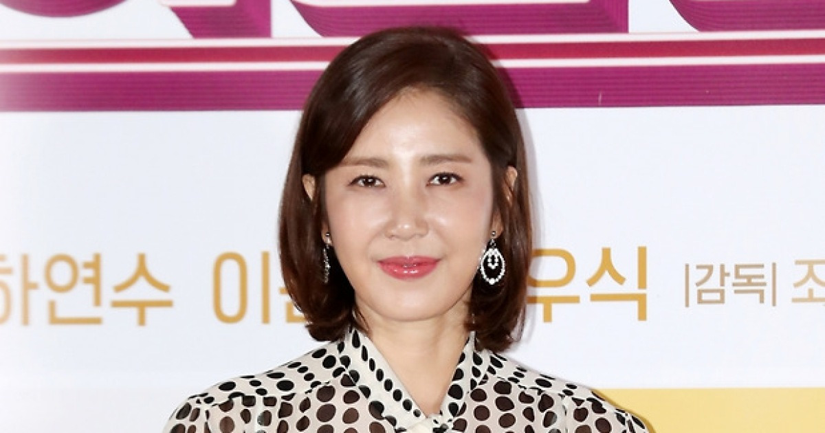 유호정, 10년만 안방 복귀..SM 측 "'사랑을 처방해드립니다' 출연" [공식]