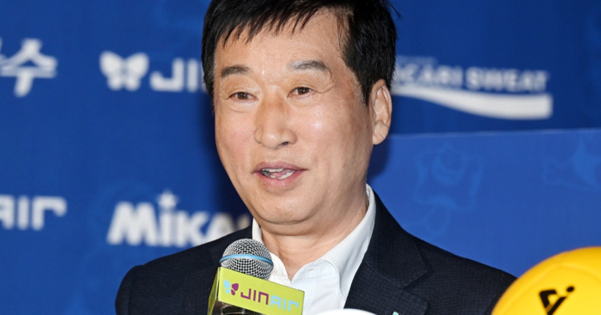 예능서 ‘감독 김연경’ 상대한 김호철 감독의 소감 “배구 인기 확장되면 좋은 일”[V리그 MD]