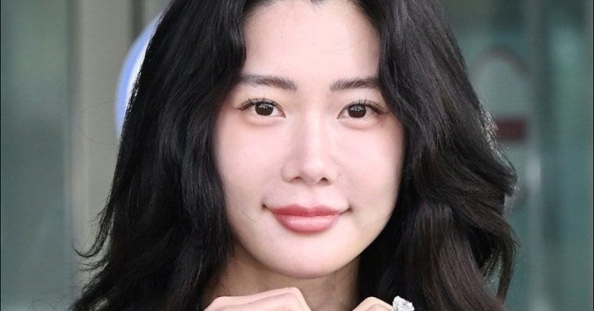 [공식] 클라라, 결혼 6년 만에 이혼…"신중한 논의 끝에"