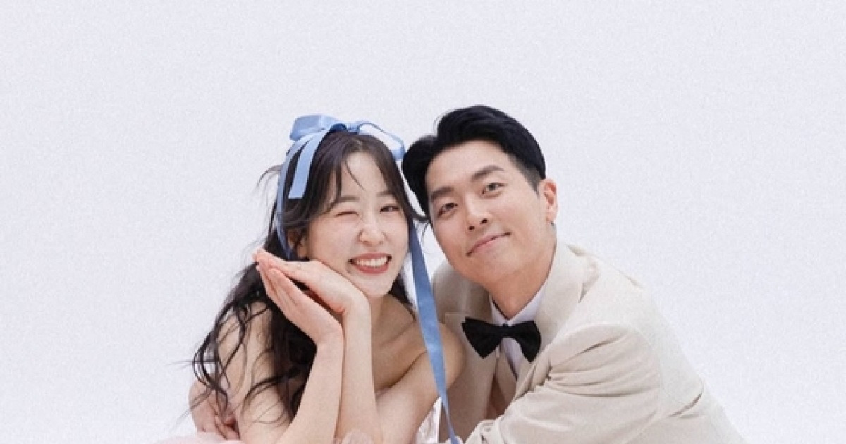 개그맨 오지환, 방송인 나누리와 5년 열애 끝 결혼