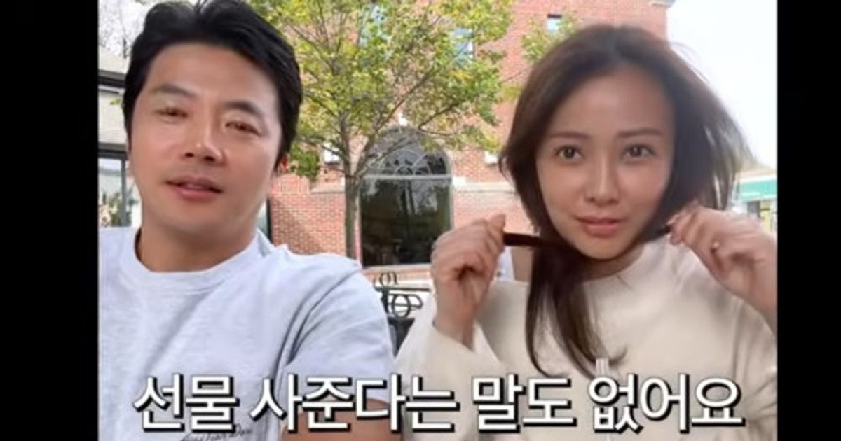 손태영 "♥권상우와 5년 만 같이 맞는 결혼기념일...선물 하나 없어" [RE:뷰]