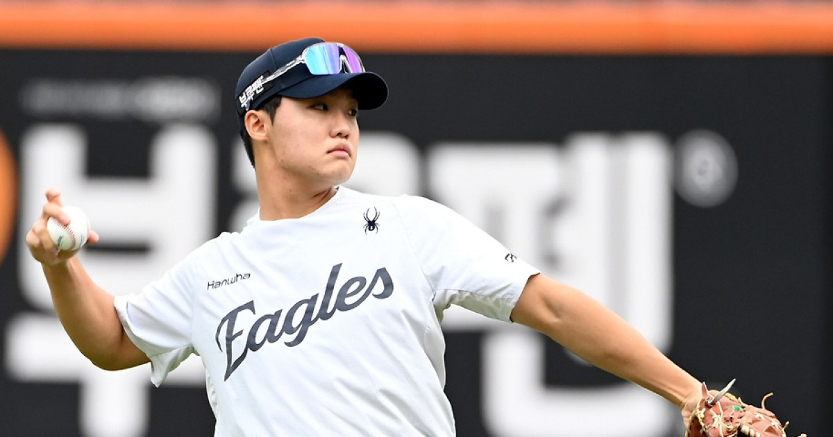 문동주 불펜 이동, 김서현 난조, 비어있는 4차전 선발...정우주 깜짝 카드 등장할까 [PO2 현장]