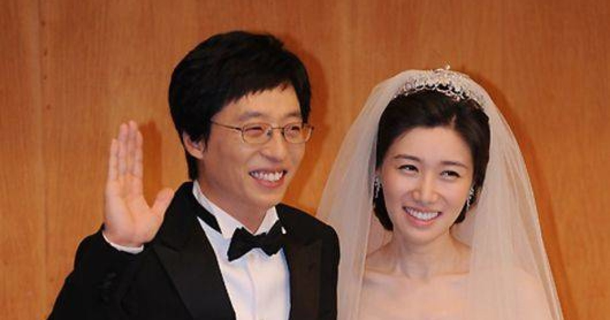 유재석♥나경은, 홧김에 부부 사생활 공개…"키스할 때 안경 안 벗어" [핫피플]