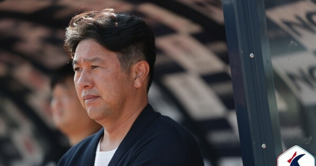 [K리그 포커스] 교체 선수가 '12골 10도움'…김도균 감독의 神들린 용병술, 서울E 반전 이끌었다