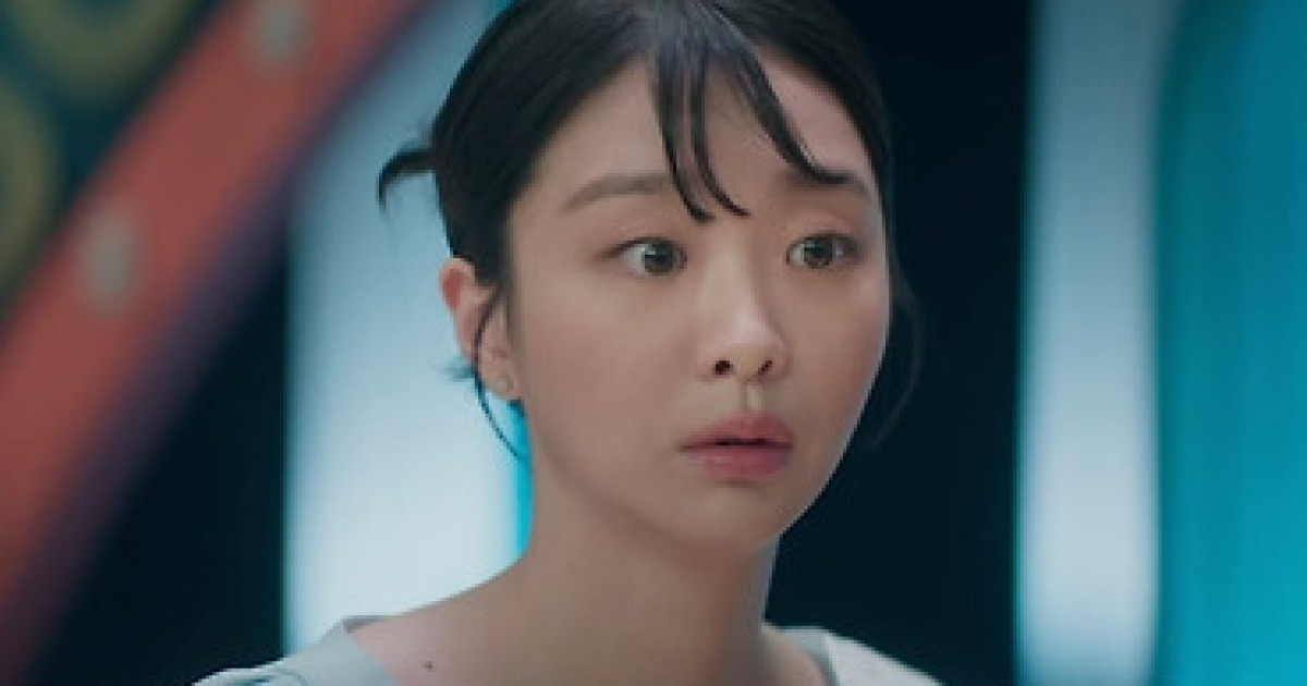 ‘백번의 추억’ 김다미X신예은, 피할 수 없는 맞대결…긴장감 폭발