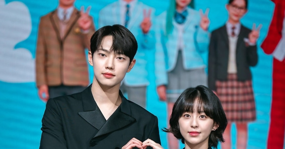 [종합] 제작 2년 만에 빛 봤다…조준영♥박지후→최보민♥박유나 "이 자리에 있는 게 감동" ('스피릿 핑거스')