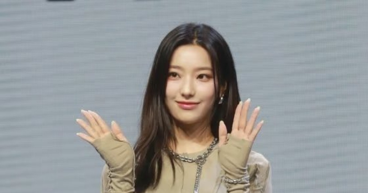 [단독] 프로미스나인 전 리더 이새롬, 손호준 회사서 새출발…333과 전속계약