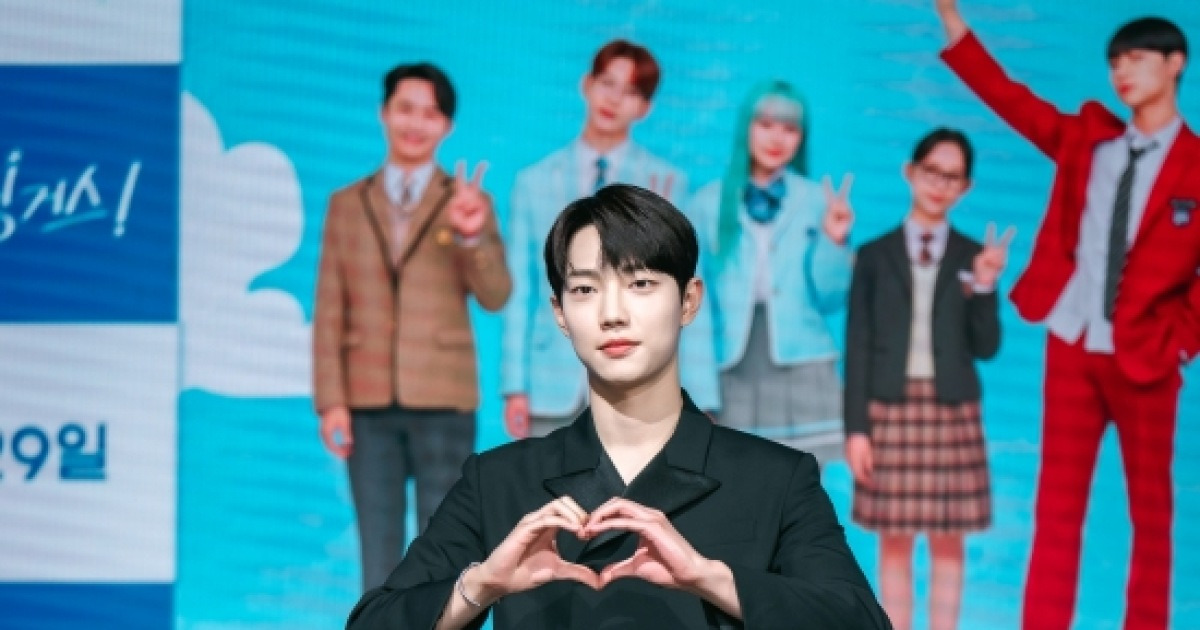 조준영, 또 웹툰 찢었다…"빨간 교복에 바가지 머리, 원작 살리려 노력" (스피릿 핑거스)[엑's 현장]