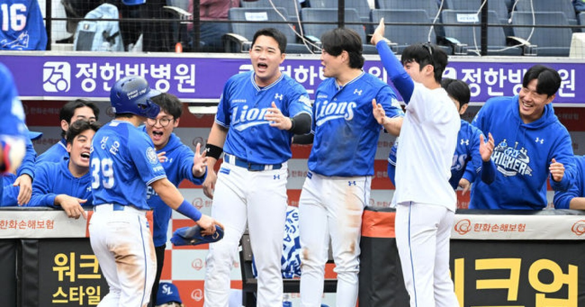 삼성 자신감 대단하네, 좌완 류현진 나오는데…좌타자 7명 그대로 '고정  라인업' 가동했다 [PO3]