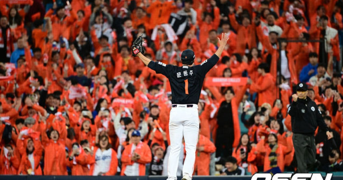 '19년 만에 KS 보인다' 문동주 불펜 4이닝 대성공, 4차전도 총력전 "김서현, 외인 투수도 볼 수 있을 것" [승장 인터뷰]
