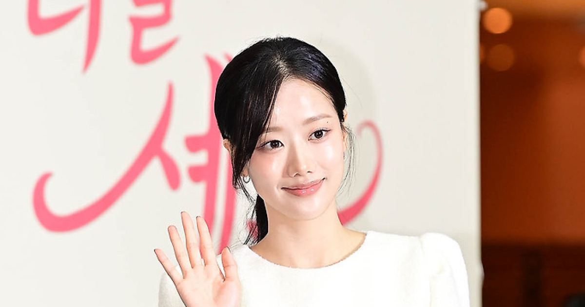 "긴장과 설렘" 이나은, 6년만 입 열었다…논란 후 첫 공식석상 (마리셰)[종합]