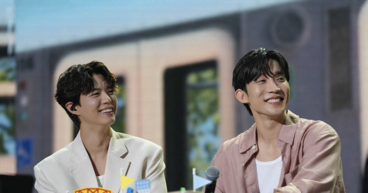 [단독]박보검·이상이, tvN 예능으로 뭉친다…역대급 조합