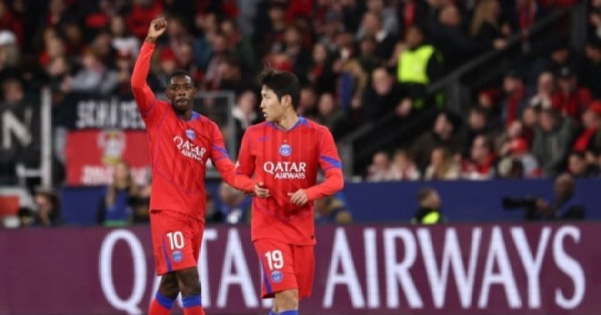 이강인 출전 PSG, 10 vs 10서 7골 폭풍...3연승 선두