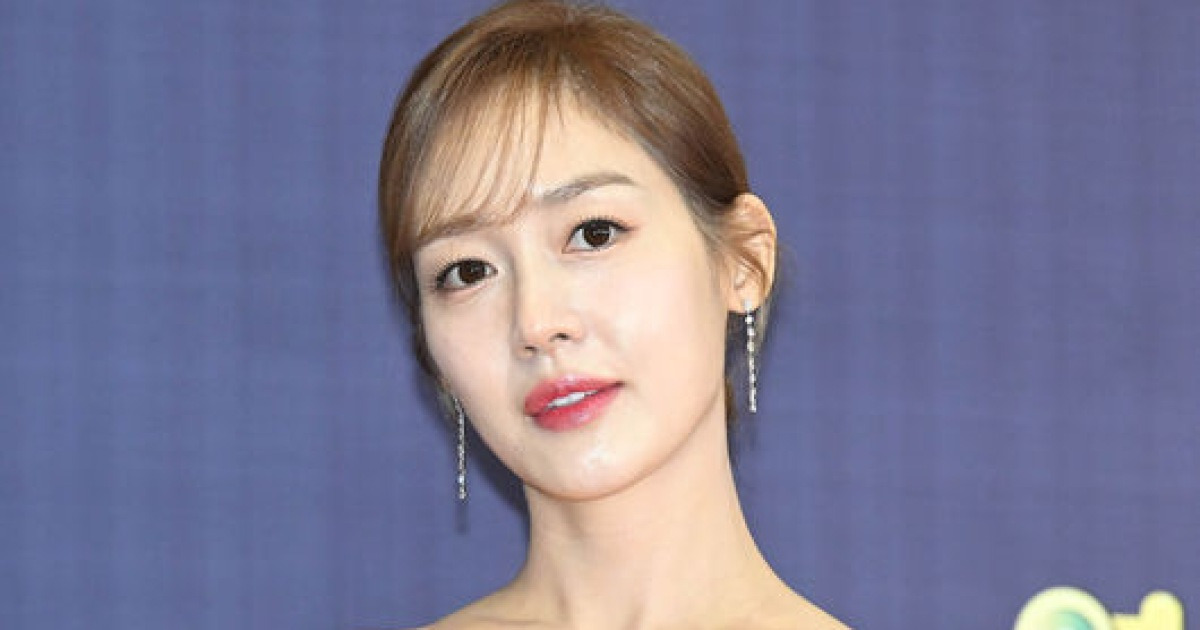 성유리, 남편 안성현 옥바라지 끝 방송 복귀…대국민 프로젝트 MC [단독]
