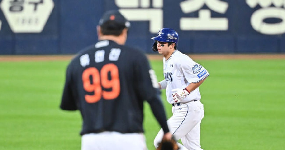 "도파민 터졌다" 류현진 두들긴 전율의 3점포, 그런데 탈락 위기…"오늘 이겨야 내일도 있다" 영웅의 가을은 끝나지 않았다 [PO4]