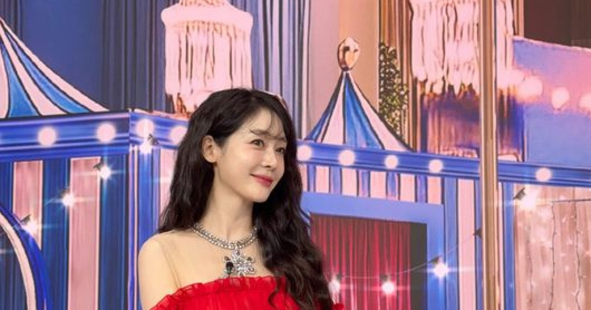 '옥바라지 끝' 성유리, 2년 만에 방송 복귀…막내 요정에서 강렬 여신으로