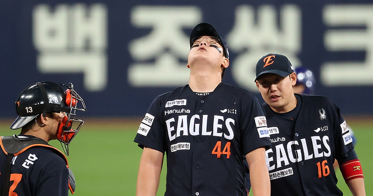 대기한다는 폰세-와이스는 어디가고, 왜 황준서-김서현이었나… 한화, 4점 여유가 판단 흐렸나