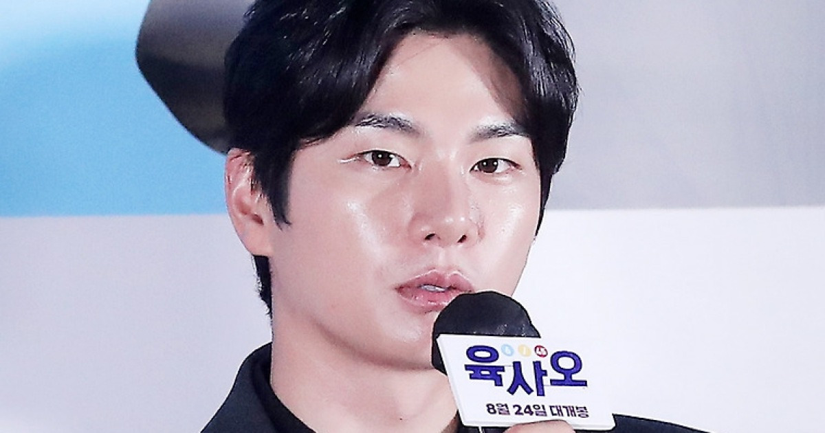 AI 사진 논란