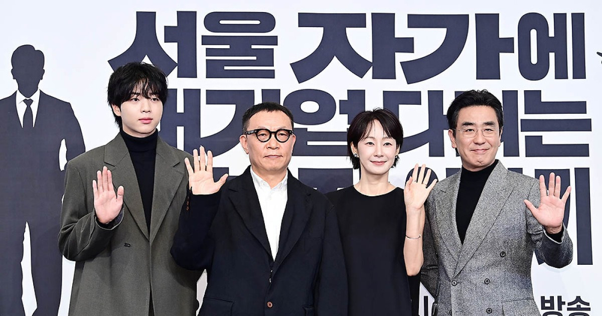 류승룡의 15년 만의 드라마 복귀…왜 '김 부장 이야기'일까? [종합]