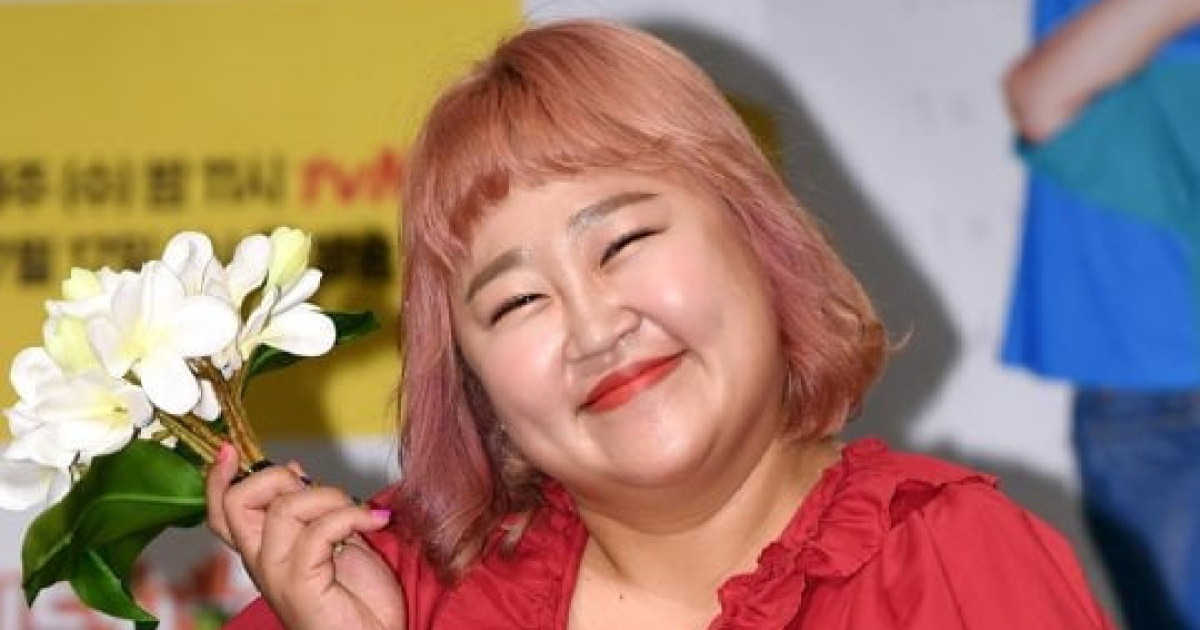 '27kg 감량' 홍윤화, 촬영 중 십자인대 파열 됐다…"정신적으로 피폐, 짜고 달게 식단 관리" ('라스')[종합]