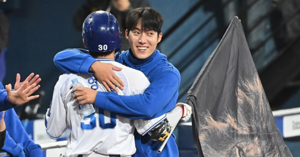 김영웅, 6회 동점 스리런→7회 역전 스리런 이게 말이 되나, “그냥 미쳤다는 말밖에 안 나오더라” 원태인도 혀 내둘렀다 [PO4]