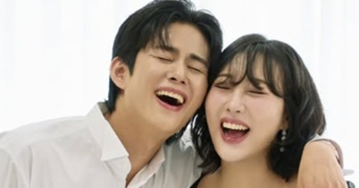 '쌍둥이 출산' 임라라, 중환자실 입원..♥손민수 "면회 기다리는 중"