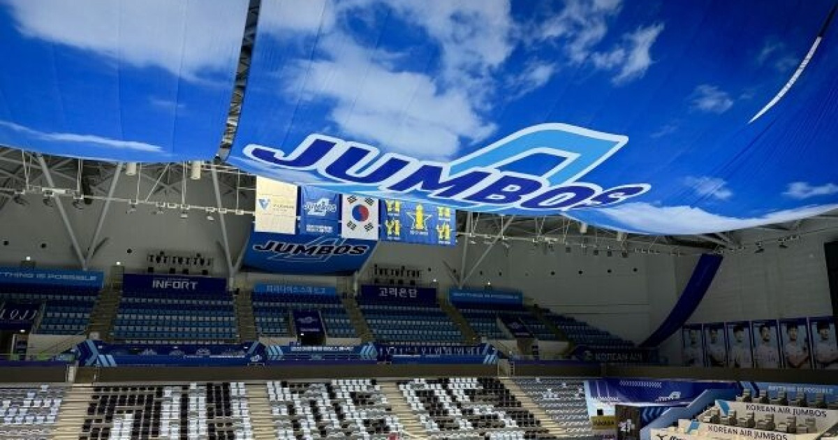 “세계선수권 결승전 같다”...새 단장한 대한항공 홈코트, 정지석 아이디어로 ‘하늘’도 생겼다 [MD인천]