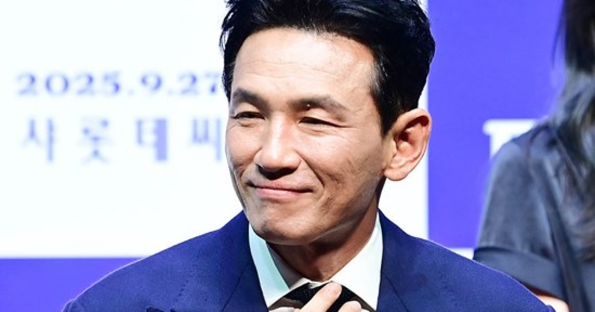 황정민, 미담도 화끈한 대배우…"소고기 1,000만 원, 카드만 주고 불참" (라디오쇼)[종합]