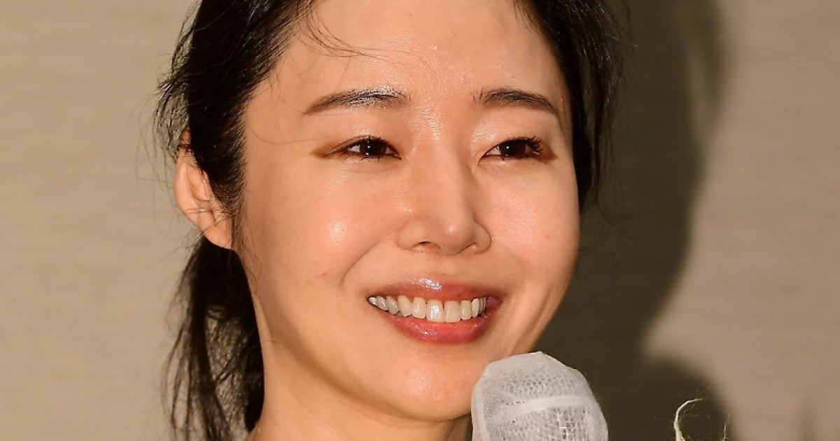 [종합] 뉴진스, 계약 해지 1심 앞뒀는데…민희진, 소속사 ‘오케이’ 설립