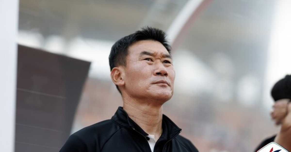 [BE.현장] 4-1 대승에도 고개 숙인 조성환 감독, "6경기 연속 무승일 때, 팬들께 정말 죄송했어"