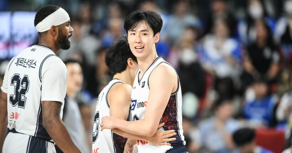 ‘송교창-장재석 펄펄’ KCC, 가스공사 개막 8연패 빠뜨리다