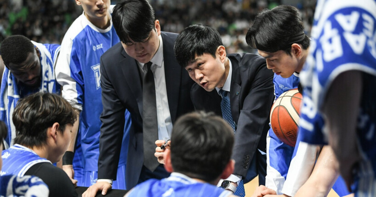 ‘개막 8연패’ 강혁 감독, “잘 준비해서 내일 연패 끊겠다”