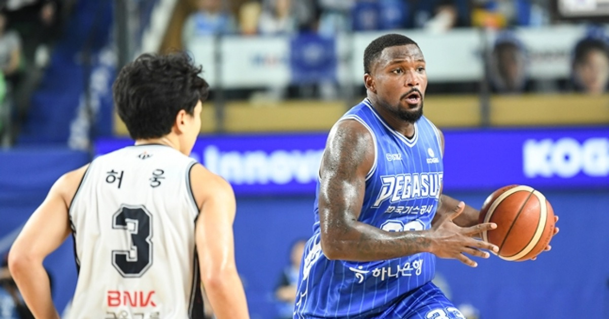 '새 외인 퍼킨스 21득점도 무소용' 가스공사, 개막 8연패→KBL 역대 개막 최다 연패 2위 '수모'