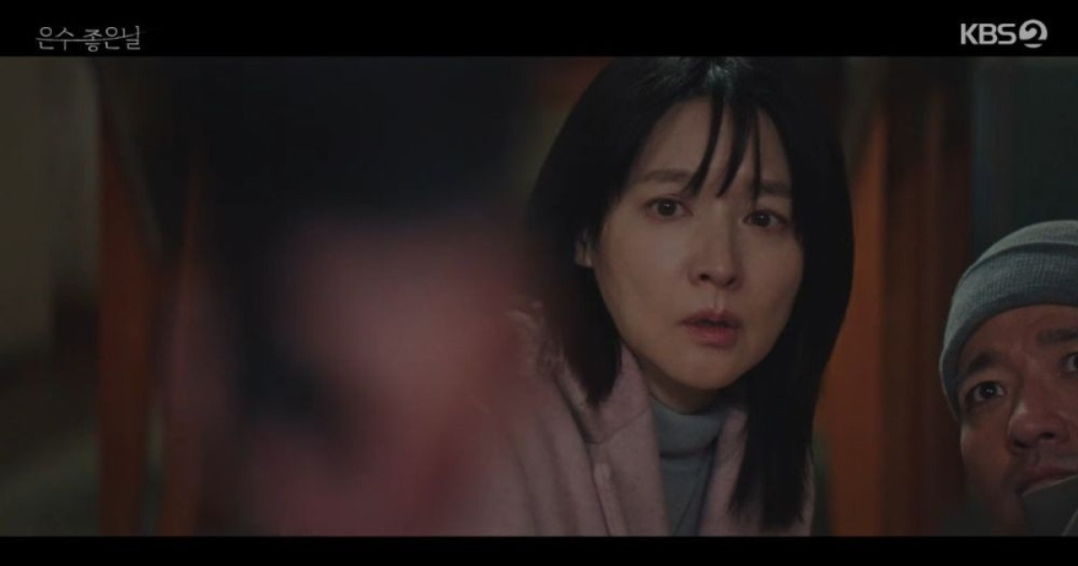 박용우, 동료 형사들 살해하고 자수 결심한 이영애 덮쳤다 ('은수좋은날')[종합]