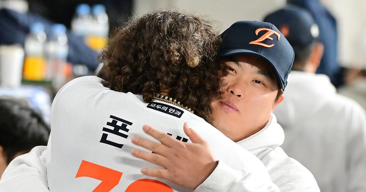 류현진 "19년 전에는 아쉽게 졌지만, 이번에는 꼭…" 다시 밟는 KS 무대, 괴물의 '우승 열망' 누구보다 뜨겁다 [PO5 인터뷰]