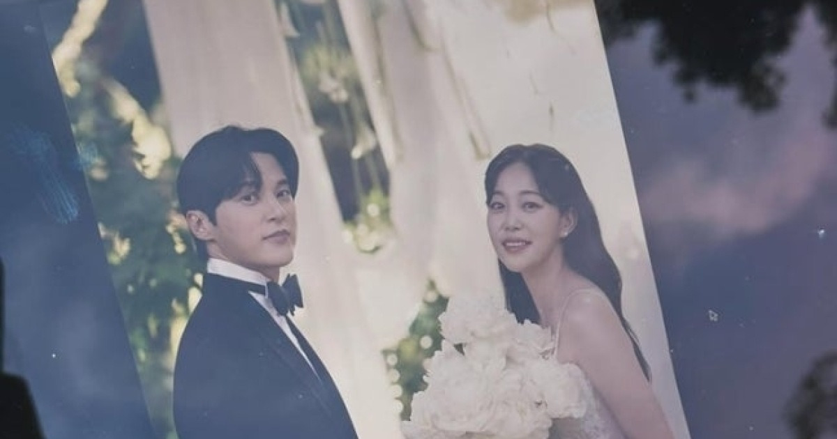 윤선우·김가은, 10년 열애 끝 결혼…4살차 ‘배우 부부’ 탄생