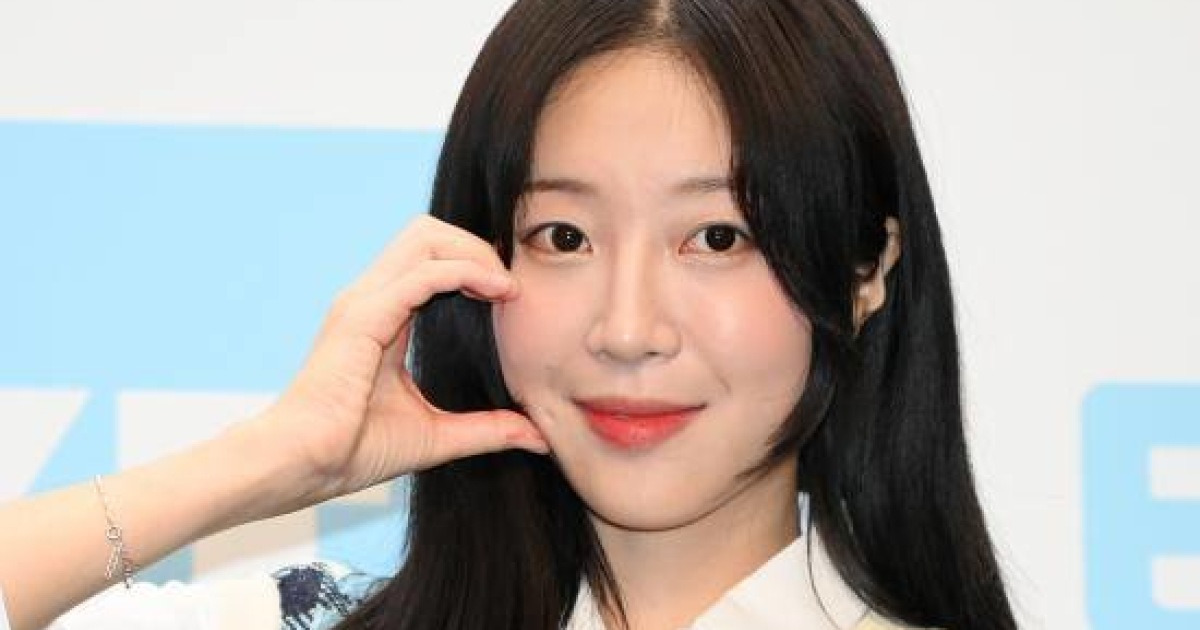 쯔양, 배 안부르나? 떡볶이 1000인분 먹고 아침 또먹어 '경악'…과일+15종 빵 배달까지 (전참시)[종합]