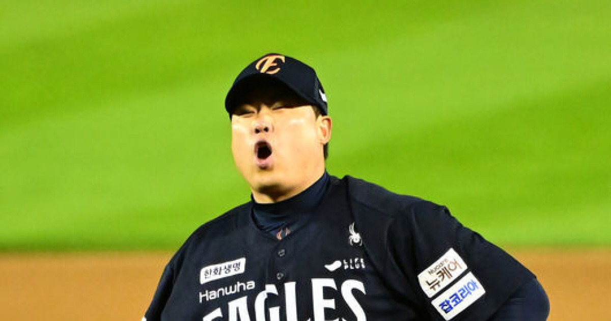 무려 19년 기다린 KS였는데…류현진이 3이닝 7실점으로 무너질 줄이야, 세월이 야속하다 [KS2]