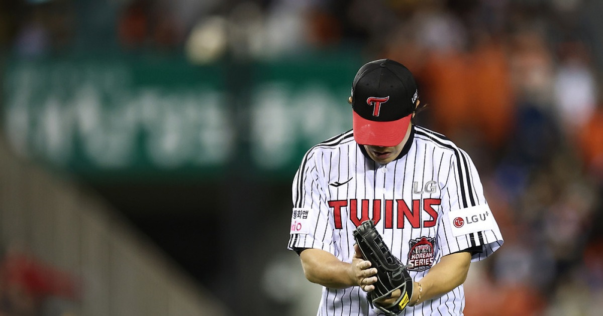 류현진도 임찬규도 조기강판··· 엇갈린 불펜 선택에 희비 갈렸다[KS 승부처]