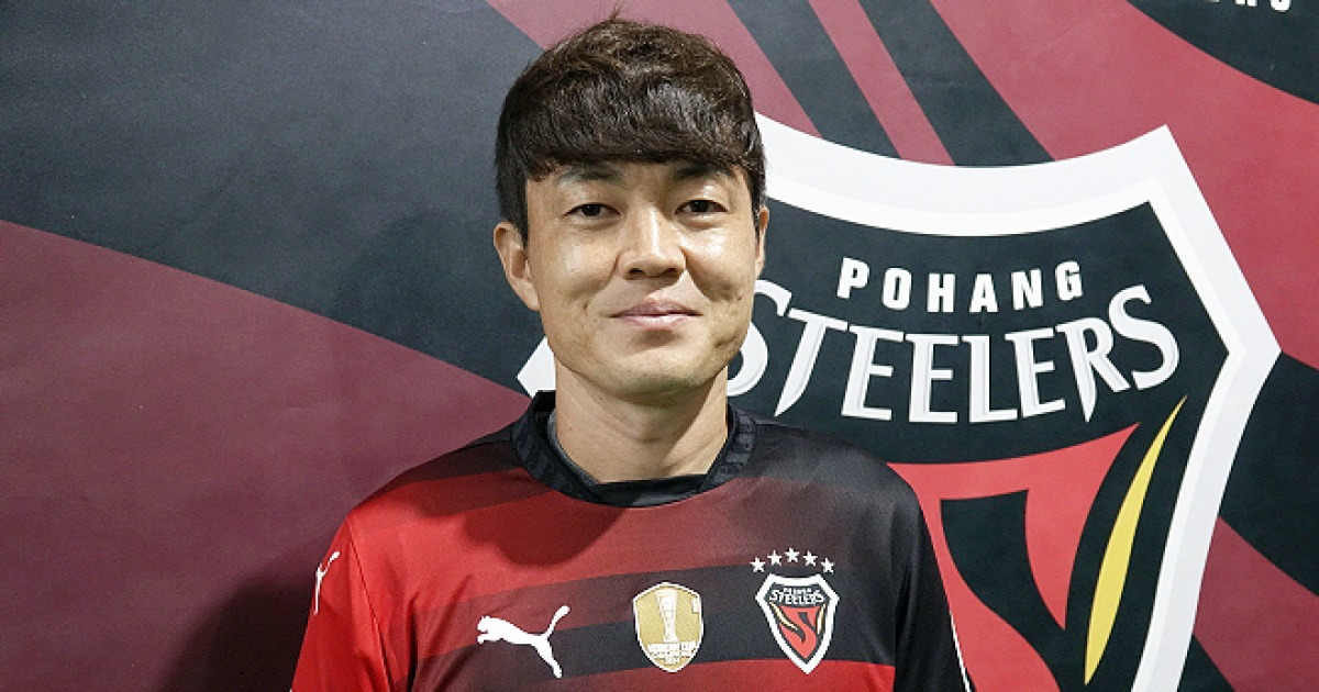 “내 삶에 다음은 없다” 포항에서만 300경기↑, 신광훈은 스틸야드의 전설···“신인 땐 100경기 뛰는 게 소원이었지” [이근승의 믹스트존]