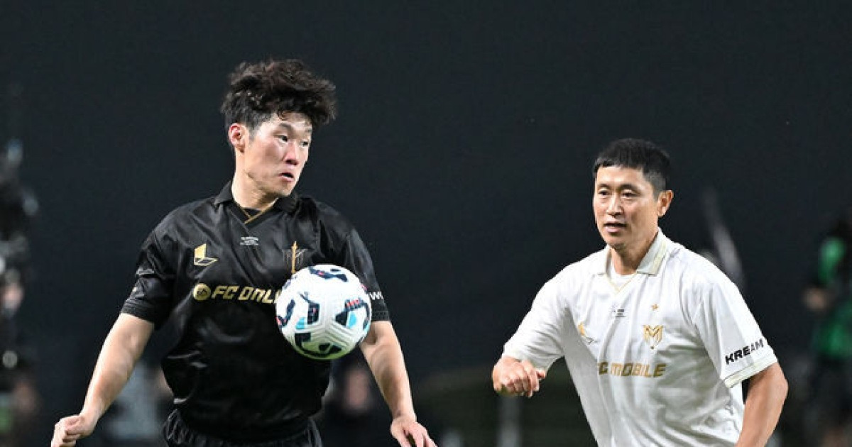 무릎 비명 질렀지만, 팬 위한 마음 그라운드 있었다… 손흥민이 전한 박지성의 감동 리턴