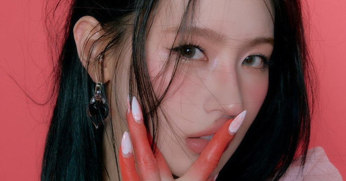 '피로 물든 고혹미' 솔로 미연의 파격 변신…Reno로 쏘아올린 컴백 신호탄 [M-뮤직관]