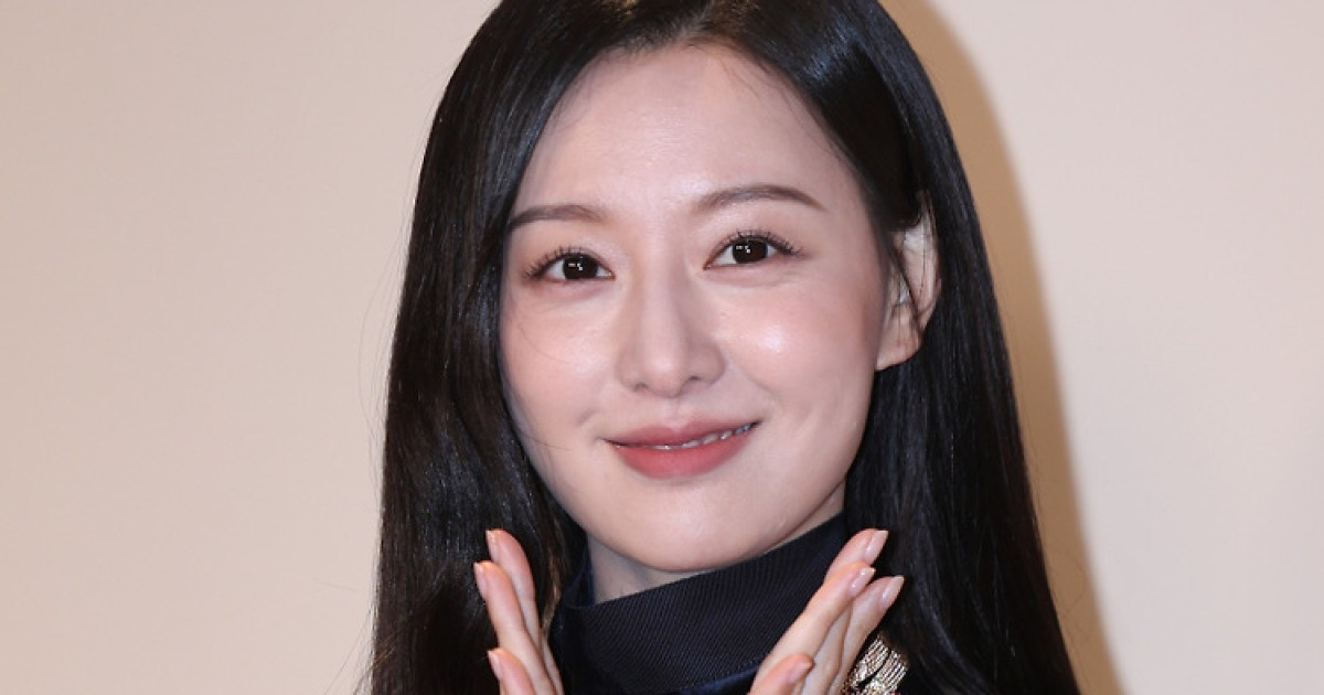 김지원, 정서경 작가 ‘형사 박미옥’ 출연할까… “검토 중인 작품” [공식]