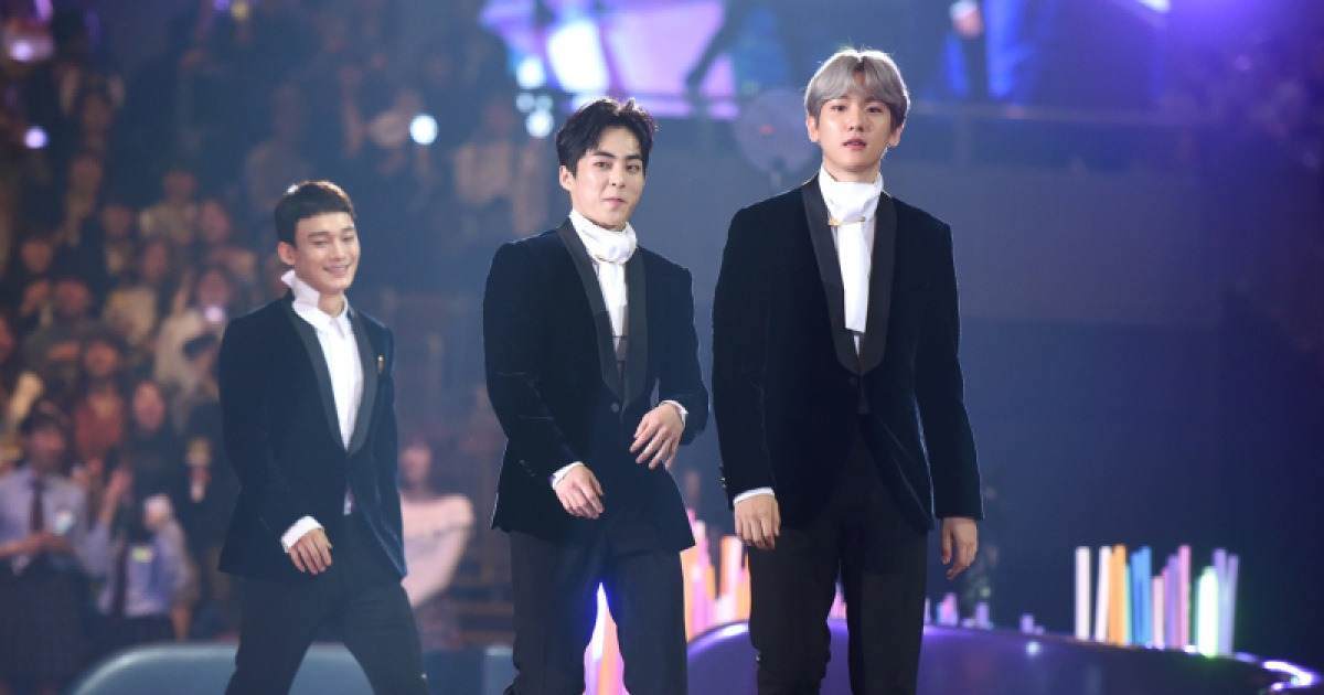 SM “첸백시 왜곡 유감…합의하자면서 ‘개인 매출 10% 지급’ 이의신청”