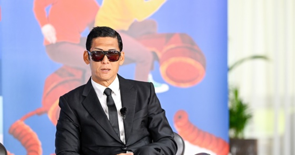 '박장대소' god 박준형 "잘 때도 선글라스 껴" 고백