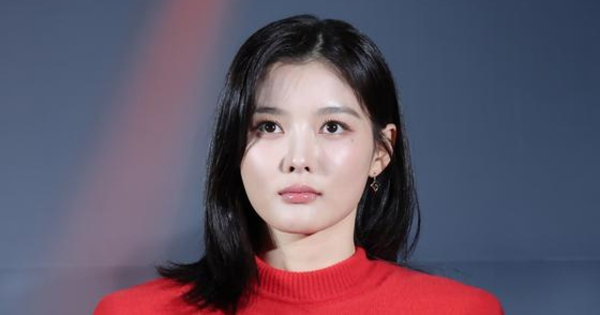 청불·악녀…'친애하는 X' 김유정의 도전(종합)