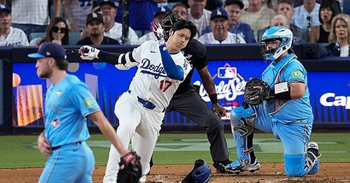 TOR 예세비지, WS 신인 최다 탈삼진 신기록 '7이닝 1실점 12k'