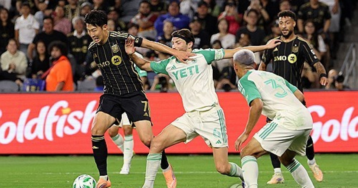 '손흥민 맹활약' LAFC, 오스틴 2-1 이기고 PO 1차전 승리