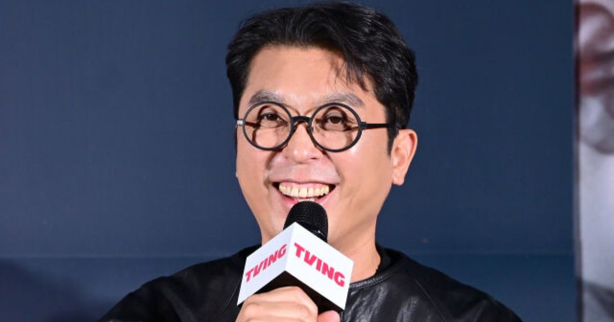 '친애하는 X' 이응복 감독 "김유정, 악역에 침식되지 않게 지키겠다 약속" [MD현장]