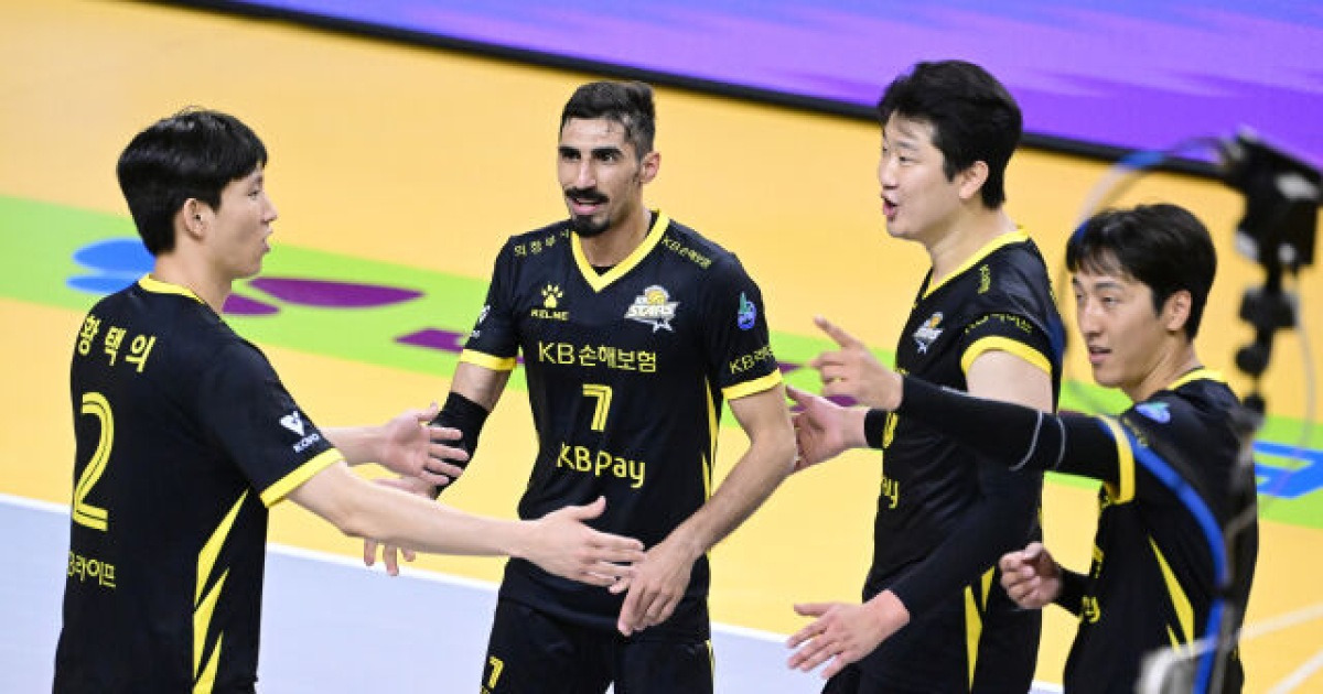 ‘야쿱+비예나 37점 합작’ KB손해보험, 경민대에서 또 이겼다...OK저축은행 3-0 완파 [MD의정부]